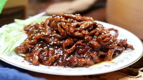 京酱肉丝