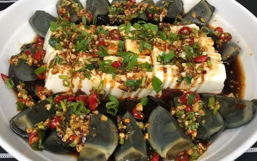 皮蛋豆腐