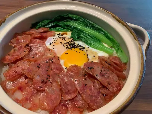 腊肠煲仔饭