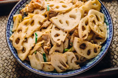 莲藕炒肉片