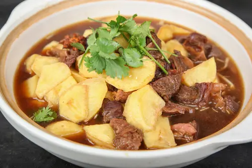 土豆炖牛肉