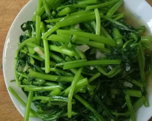 清炒茼蒿